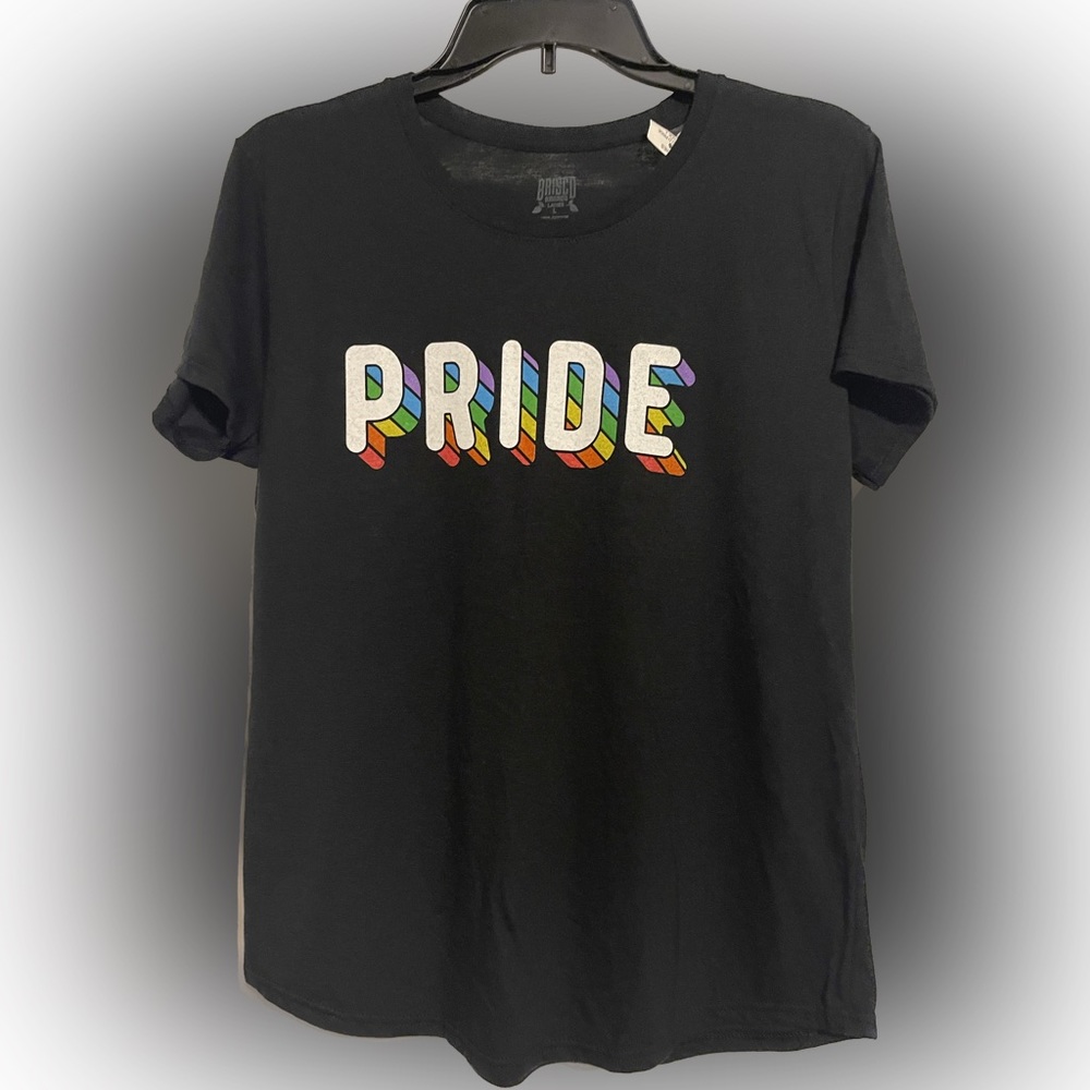 PRIDE Rainbow T-shirt size Large